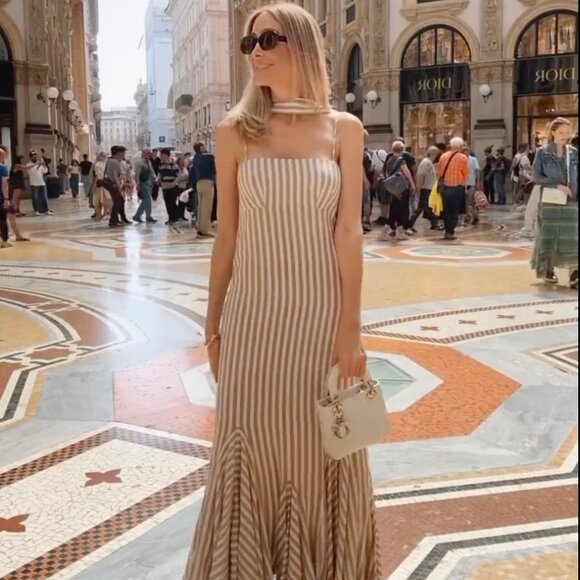 Antonio Melani x M.G. Style Mallie Detached Scarf Square - Picture 3 of 6